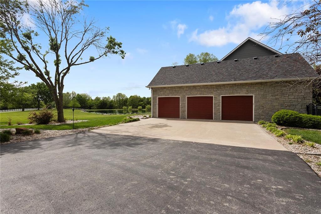 8611 South Stillhouse Road Oak Grove, MO 64075 - Photo 81 of 92