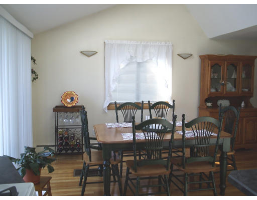 140 Grant Road Lynn, MA 01904 - Photo 3 of 6 Gallery Image 3