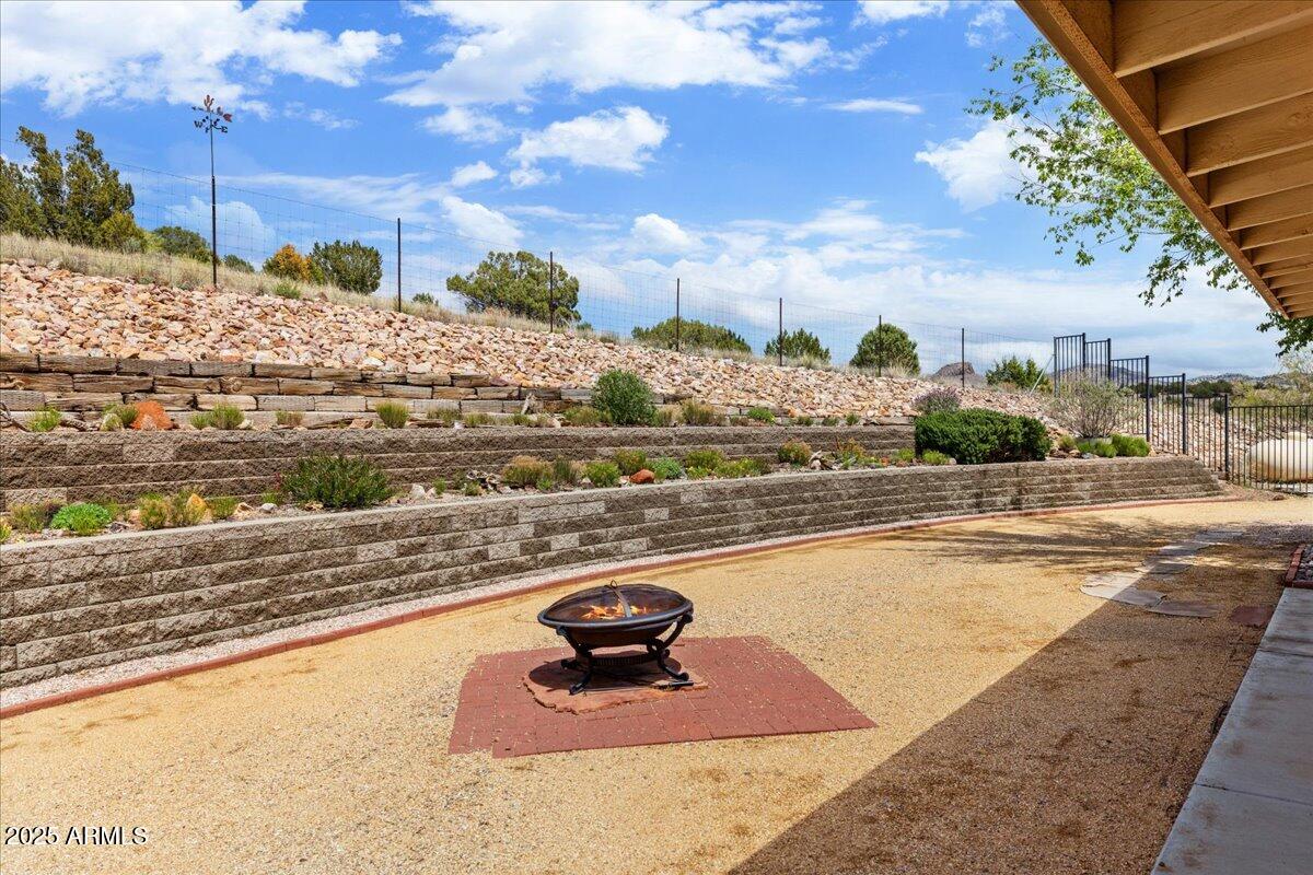 20775 North Hackamore Lane Paulden, AZ 86334 - Photo 21 of 26 20-Backyard