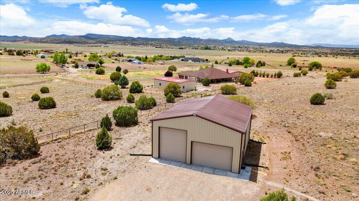 20775 North Hackamore Lane Paulden, AZ 86334 - Photo 22 of 26 21-Garage
