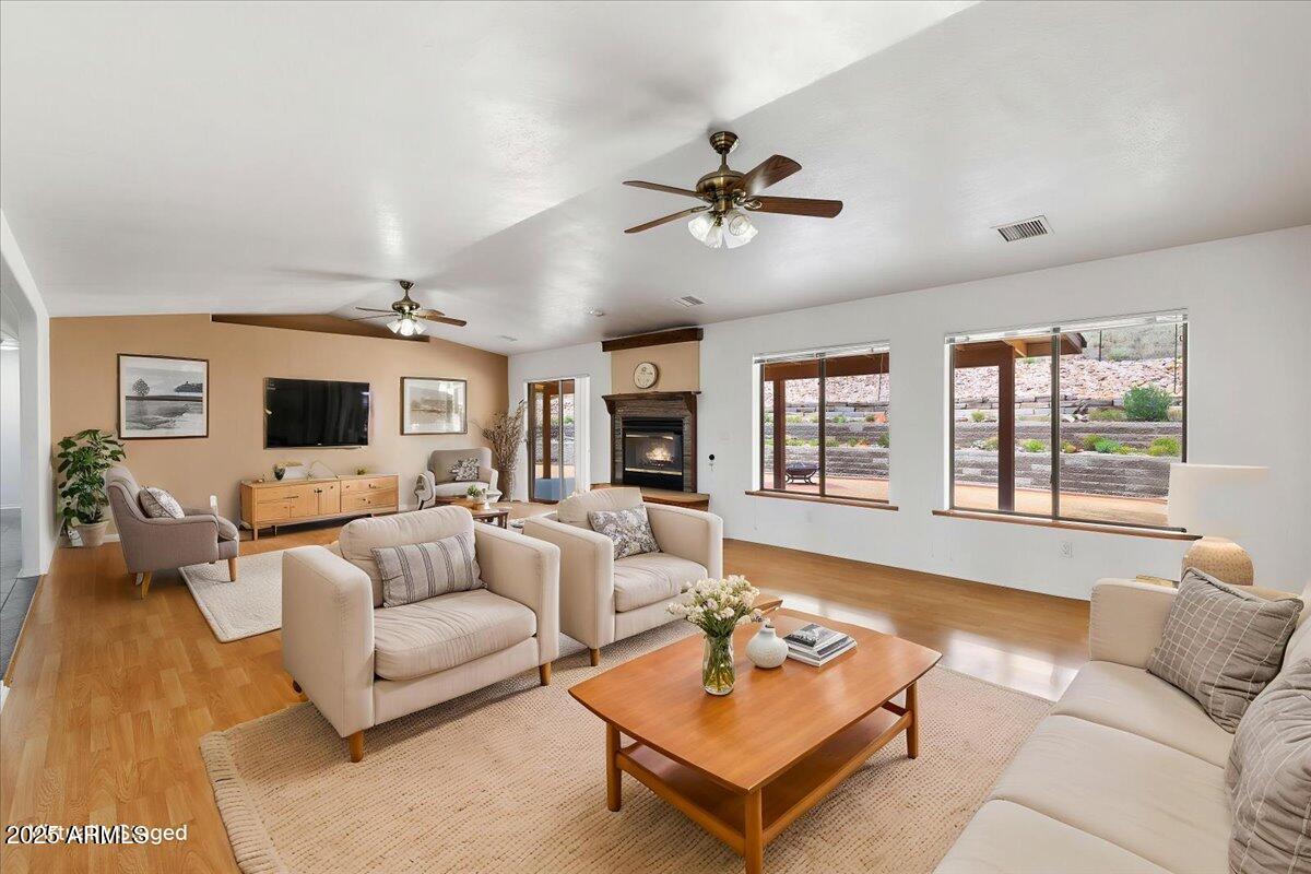 20775 North Hackamore Lane Paulden, AZ 86334 - Photo 4 of 26 03-Virtually Staged Photo-2