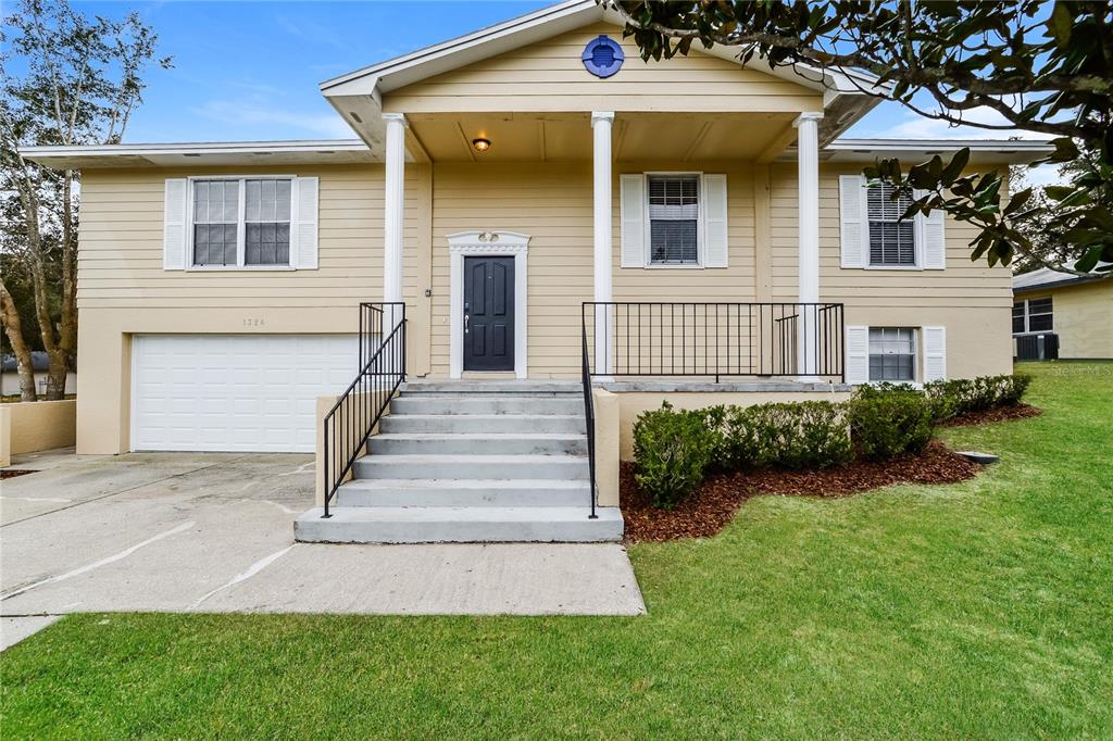 1324 Bob Cat Court Apopka, FL 32712 - Photo 1 of 17