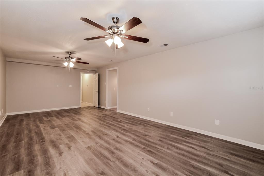 1324 Bob Cat Court Apopka, FL 32712 - Photo 10 of 17