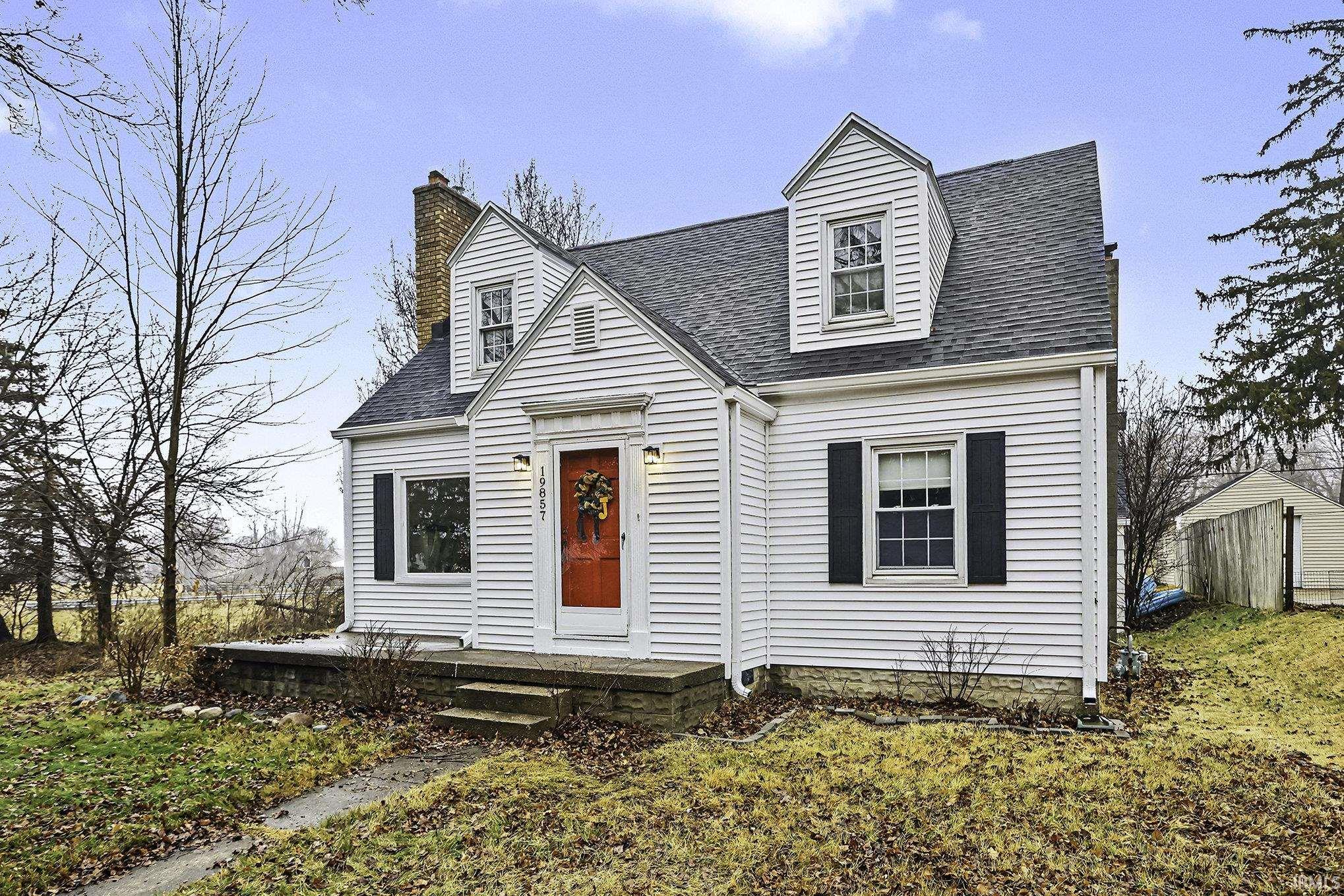 19857 Yoder Street South Bend, IN 46614 - Photo 3 of 29