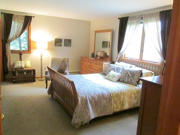 493 Boston Road Sutton, MA 01590 - Photo 14 of 30