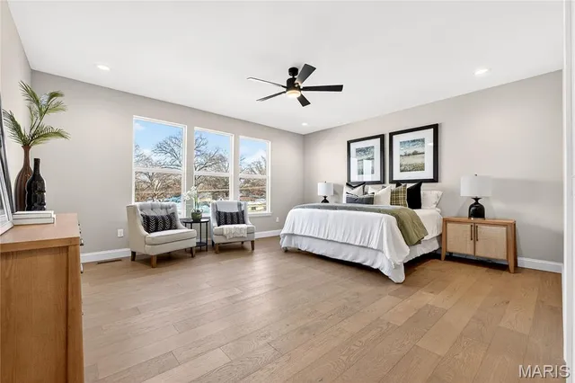 $883,712 | 6728 Preservation Parkway, St. Louis, MO 63123