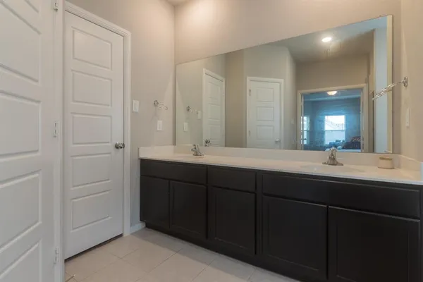 $3,200 | 7106 Mistflower Meadow, Venus, TX 76084