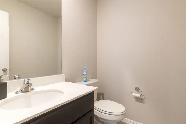 $3,200 | 7106 Mistflower Meadow, Venus, TX 76084