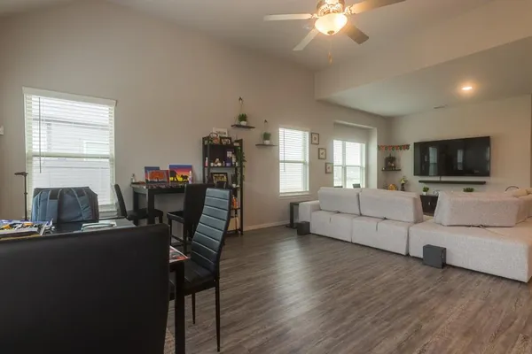 $3,200 | 7106 Mistflower Meadow, Venus, TX 76084