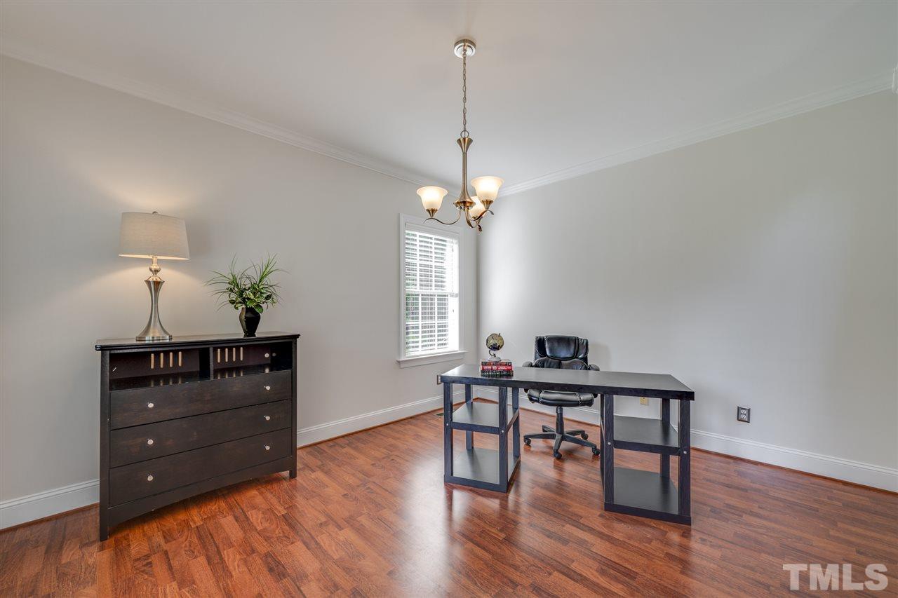 11925 Larka Court Raleigh, NC 27613 - Photo 5 of 30