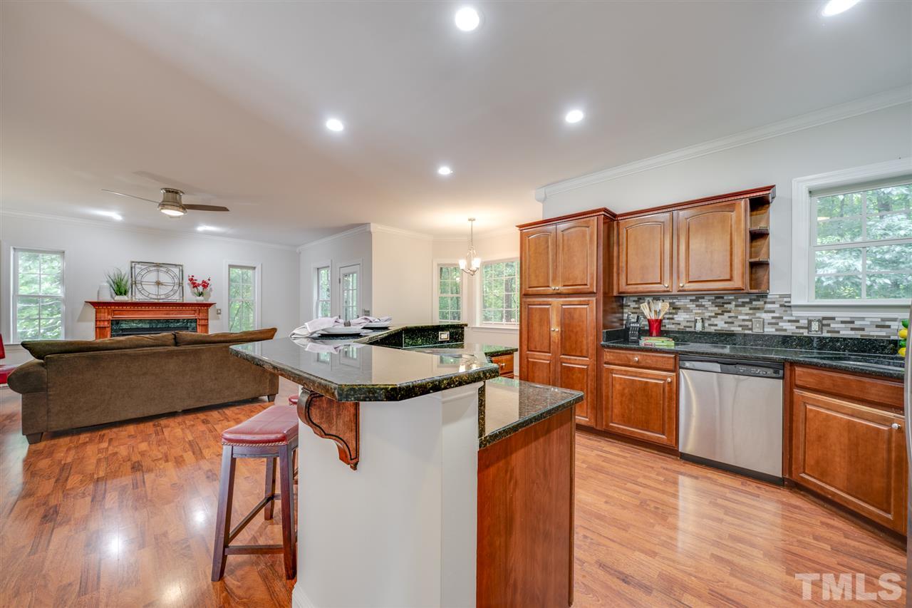 11925 Larka Court Raleigh, NC 27613 - Photo 6 of 30