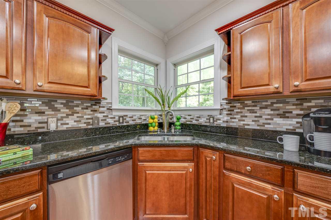 11925 Larka Court Raleigh, NC 27613 - Photo 7 of 30