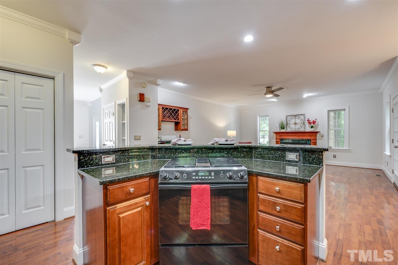 11925 Larka Court Raleigh, NC 27613 - Photo 8 of 30