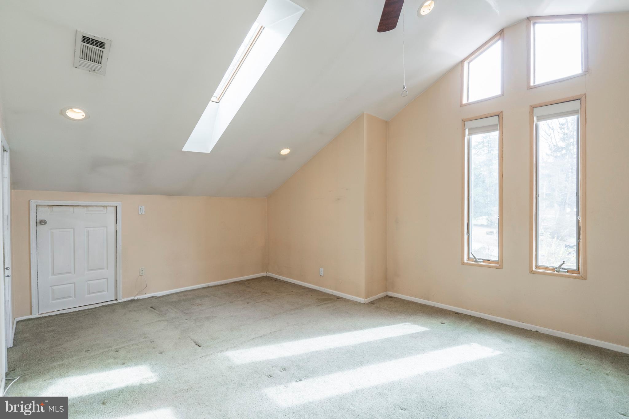 177 West Rose Tree Road Media, PA 19063 - Photo 18 of 28 Master Bedroom