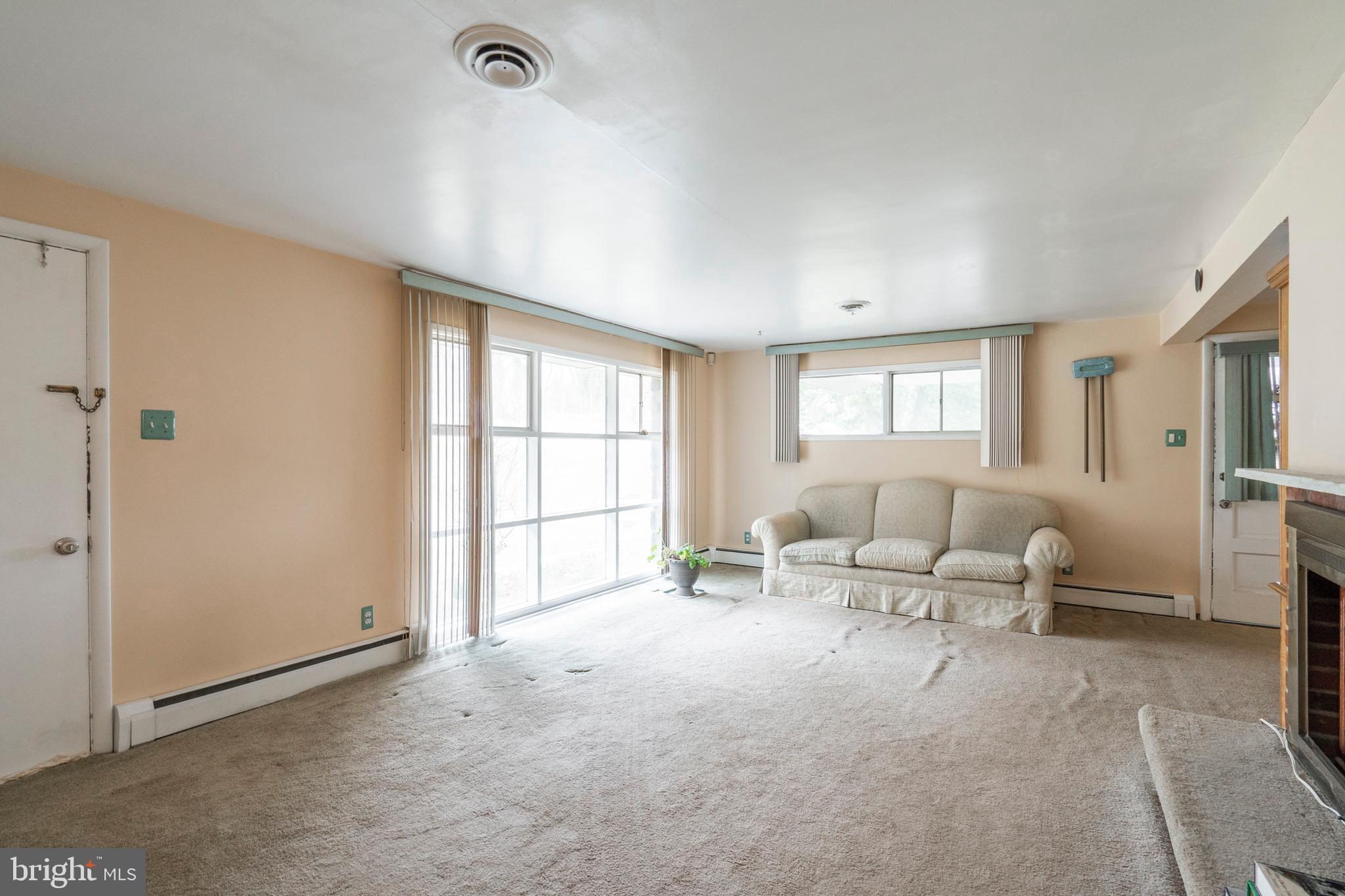 177 West Rose Tree Road Media, PA 19063 - Photo 9 of 28 Secondary Living Area