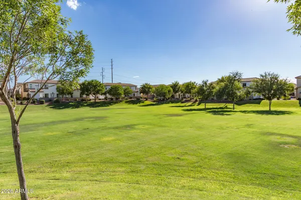 $2,400 | 542 North Citrus Lane, Gilbert, AZ 85234