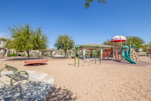 $2,400 | 542 North Citrus Lane, Gilbert, AZ 85234