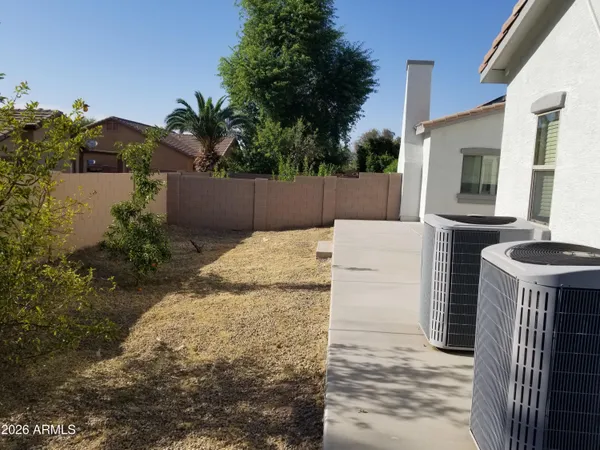 $2,400 | 542 North Citrus Lane, Gilbert, AZ 85234