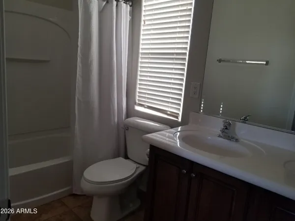 $2,400 | 542 North Citrus Lane, Gilbert, AZ 85234