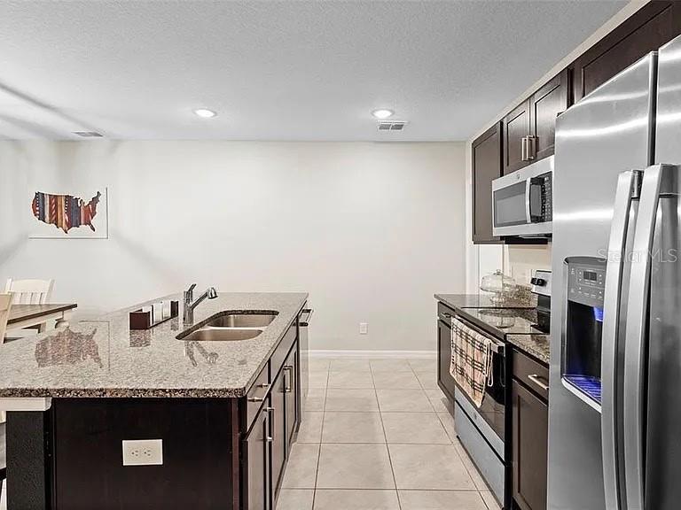 635 Belgrove Street DeBary, FL 32713 - Photo 11 of 19