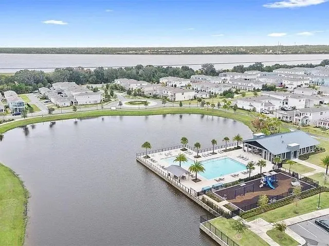 $2,395 | 635 Belgrove Street, DeBary, FL 32713