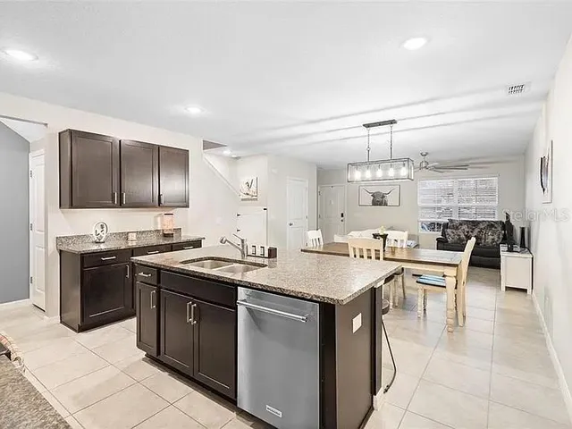 $2,395 | 635 Belgrove Street, DeBary, FL 32713