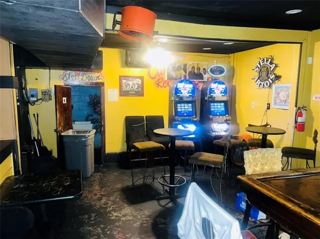 $999,999 | 3801 Tchoupitoulas Street, New Orleans, LA 70115