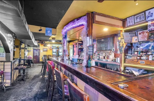 $999,999 | 3801 Tchoupitoulas Street, New Orleans, LA 70115