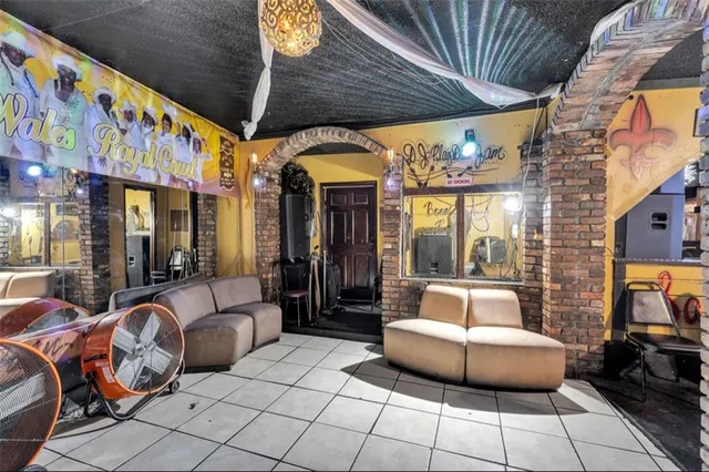 $999,999 | 3801 Tchoupitoulas Street, New Orleans, LA 70115