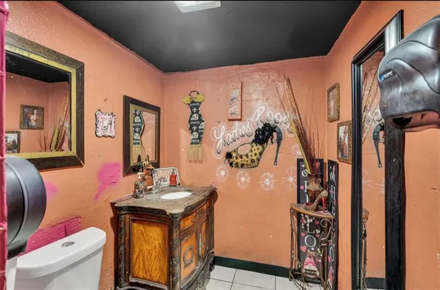 $999,999 | 3801 Tchoupitoulas Street, New Orleans, LA 70115