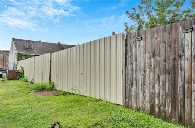 $999,999 | 3801 Tchoupitoulas Street, New Orleans, LA 70115