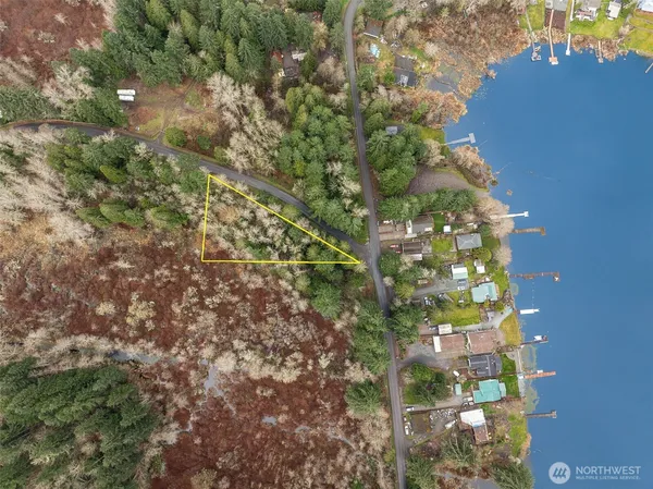 $179,000 | 32621 Benbow Drive East, Eatonville, WA 98328
