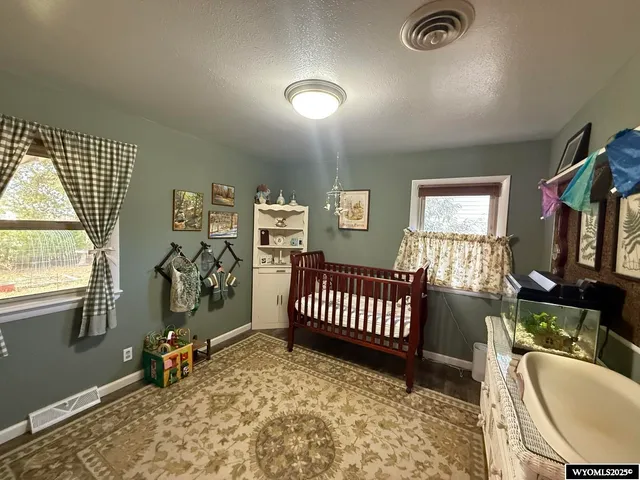 $385,000 | 655 10th Street, Lander, WY 82520