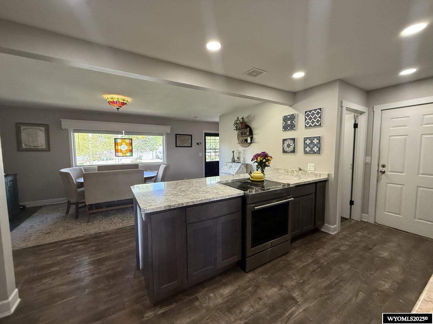 655 10th Street Lander, WY 82520 - Photo 8 of 30