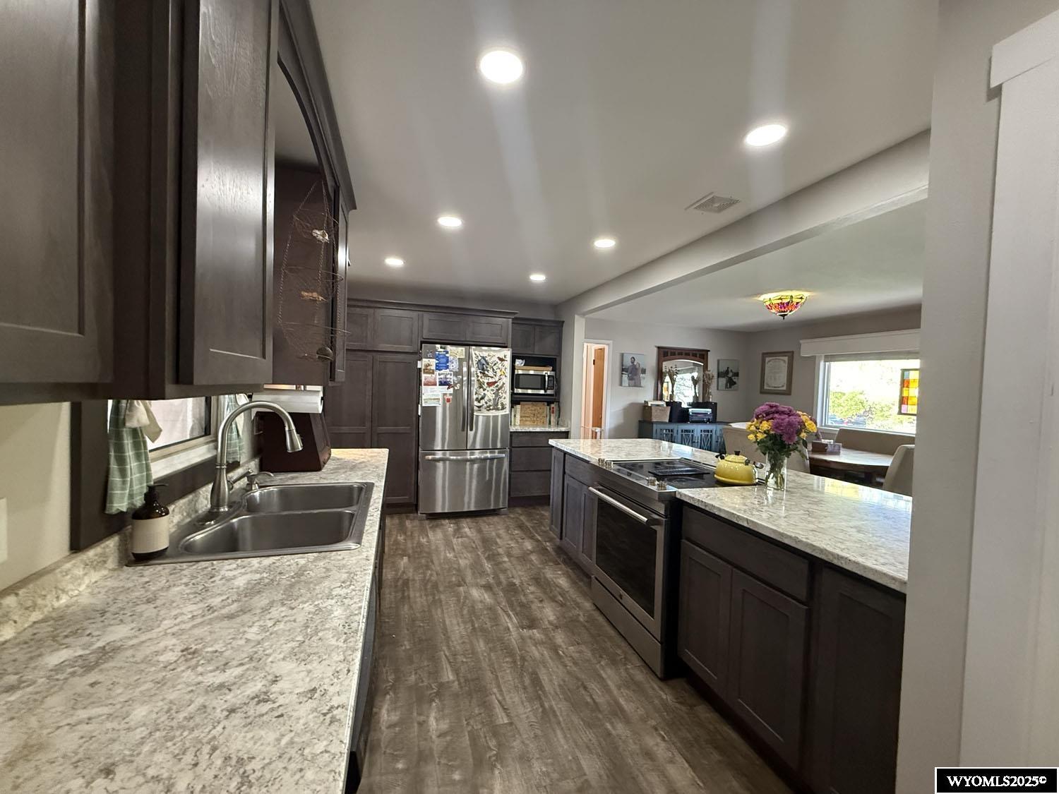 655 10th Street Lander, WY 82520 - Photo 10 of 30