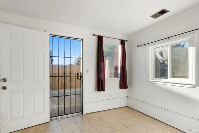 $609,000 | 240 West Carolyn Drive, American Canyon, CA 94503