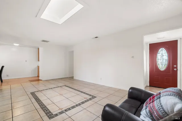 $609,000 | 240 West Carolyn Drive, American Canyon, CA 94503