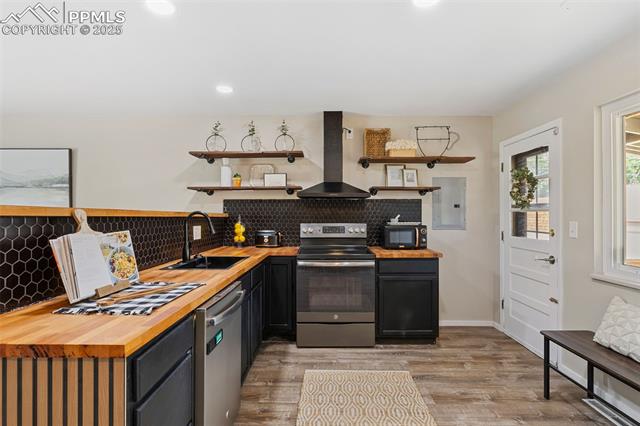 4020 Maxwell Road Colorado Springs, CO 80909 - Photo 10 of 38 Gallery Image 10