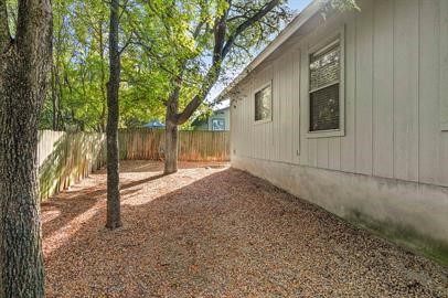 8311 Treehouse Lane Austin, TX 78749 - Photo 23 of 26
