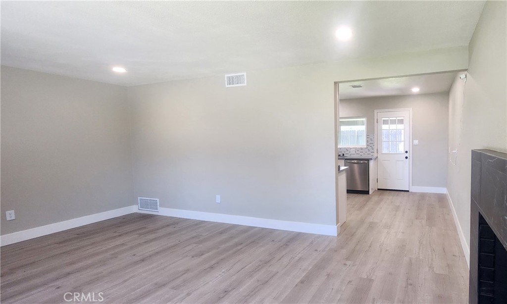 360 East Rancho Road Corona, CA 92879 - Photo 8 of 22