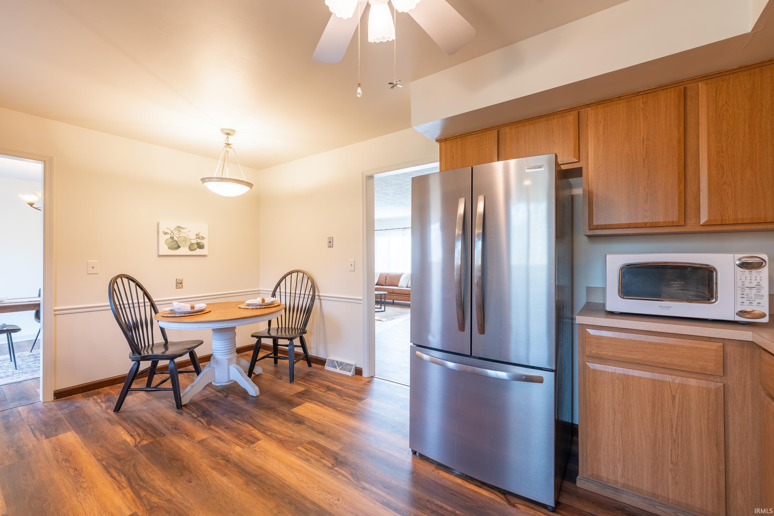 915 North Plymouth Road Bloomington, IN 47408 - Photo 13 of 33