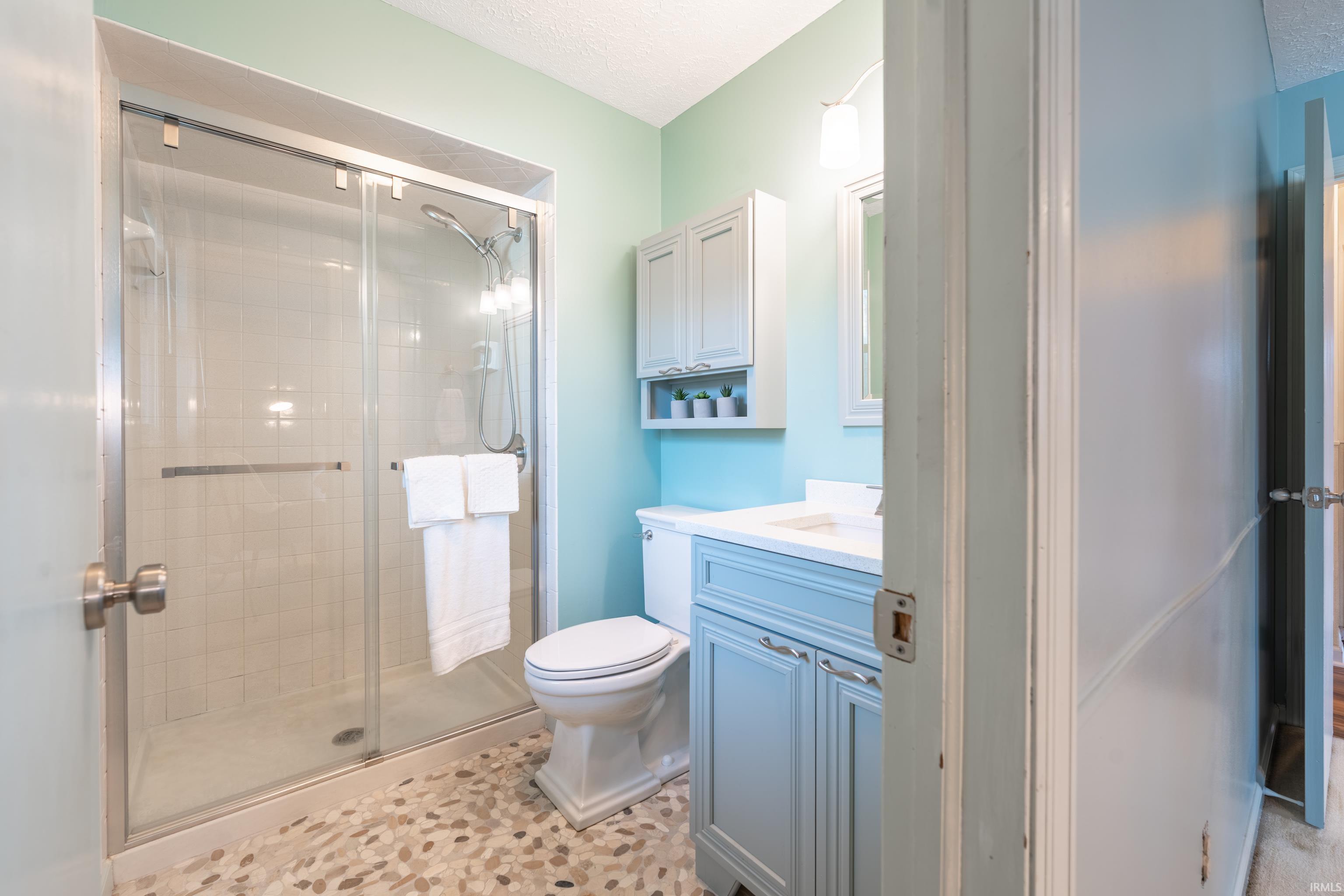 915 North Plymouth Road Bloomington, IN 47408 - Photo 16 of 33