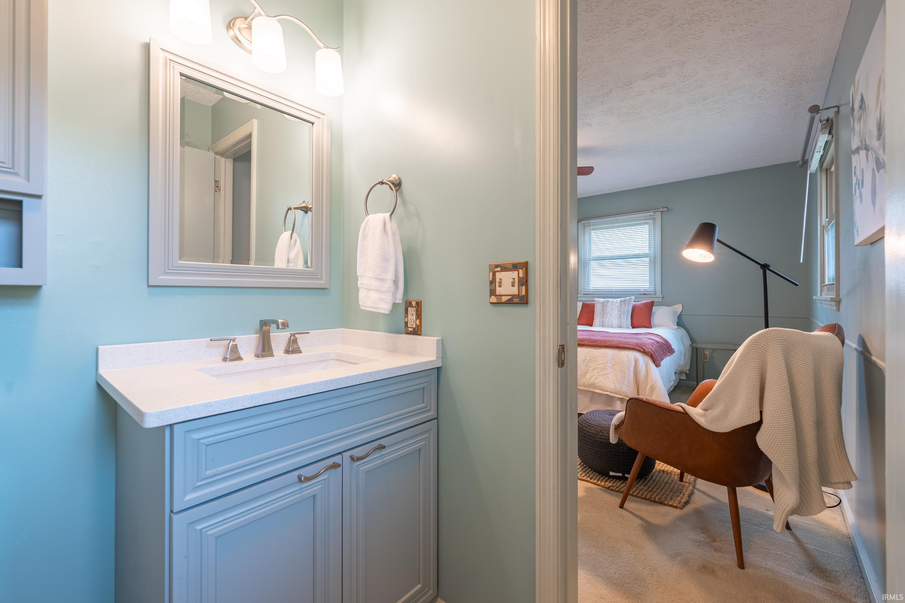 915 North Plymouth Road Bloomington, IN 47408 - Photo 17 of 33