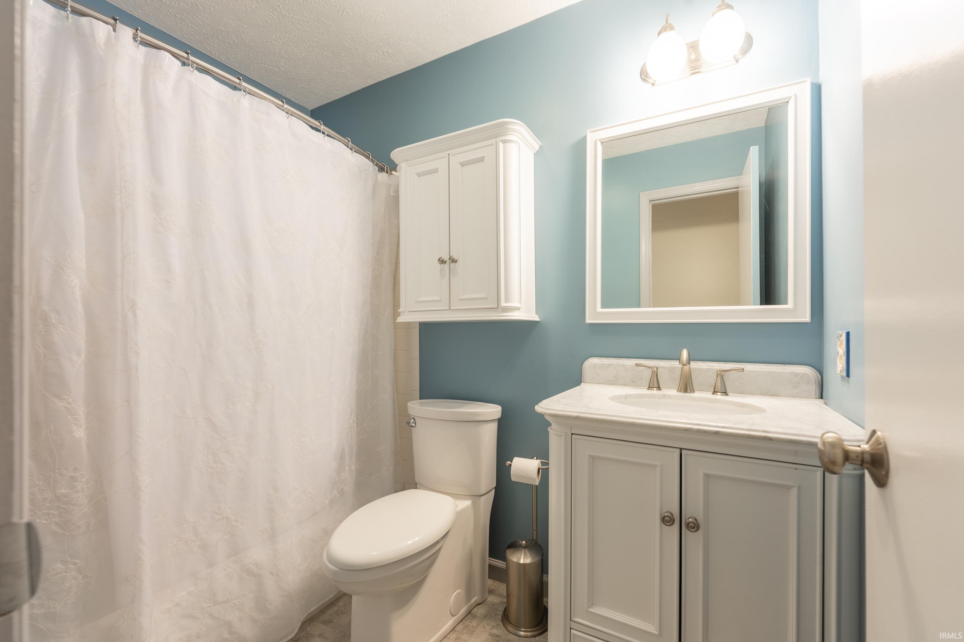 915 North Plymouth Road Bloomington, IN 47408 - Photo 19 of 33