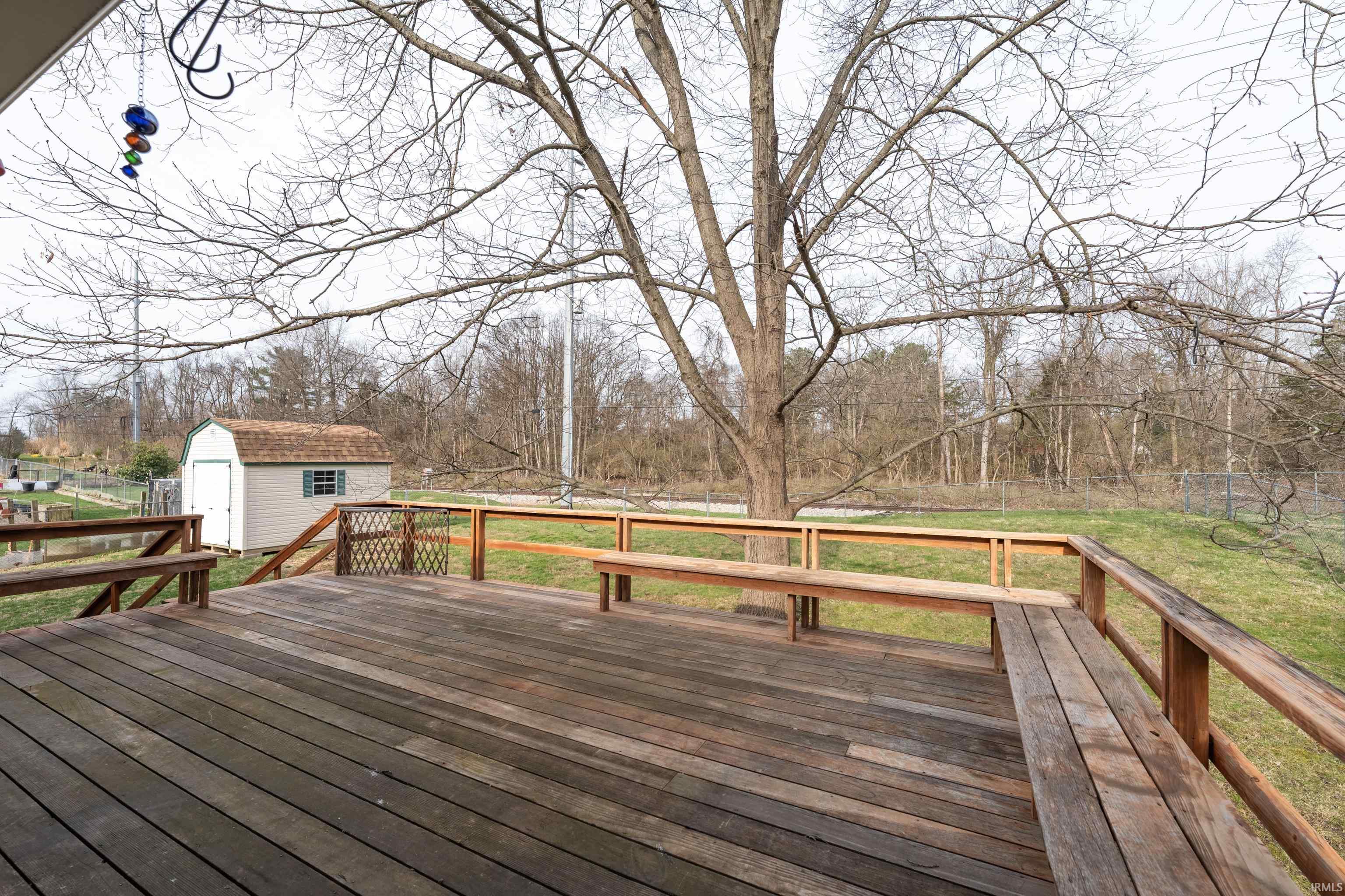 915 North Plymouth Road Bloomington, IN 47408 - Photo 28 of 33