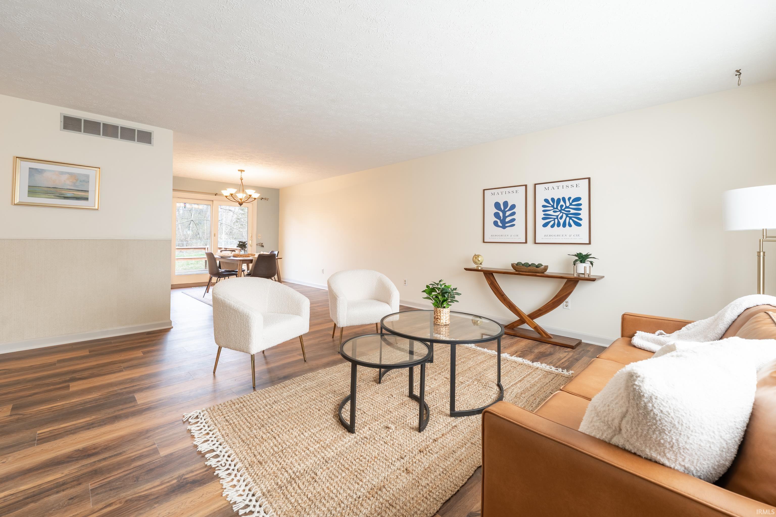 915 North Plymouth Road Bloomington, IN 47408 - Photo 5 of 33