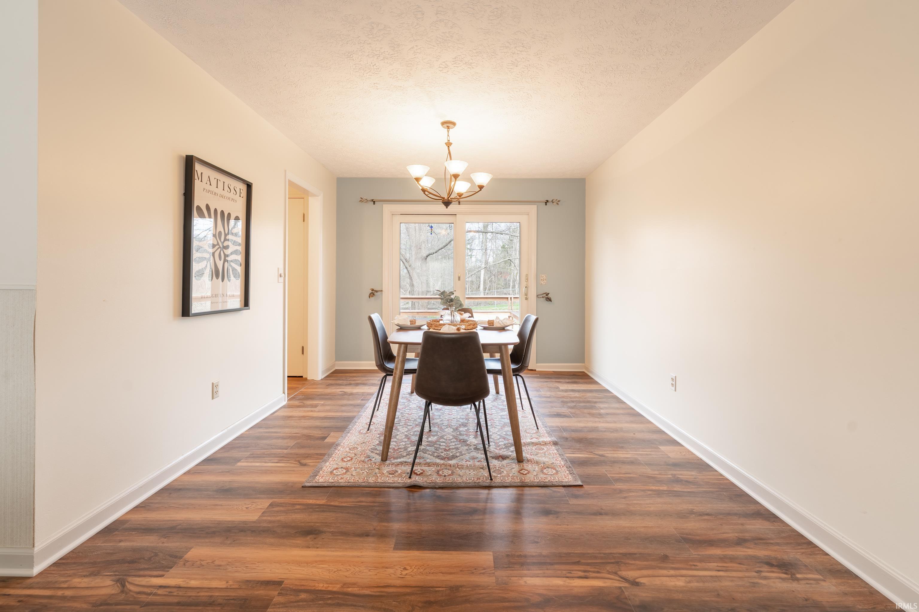 915 North Plymouth Road Bloomington, IN 47408 - Photo 7 of 33