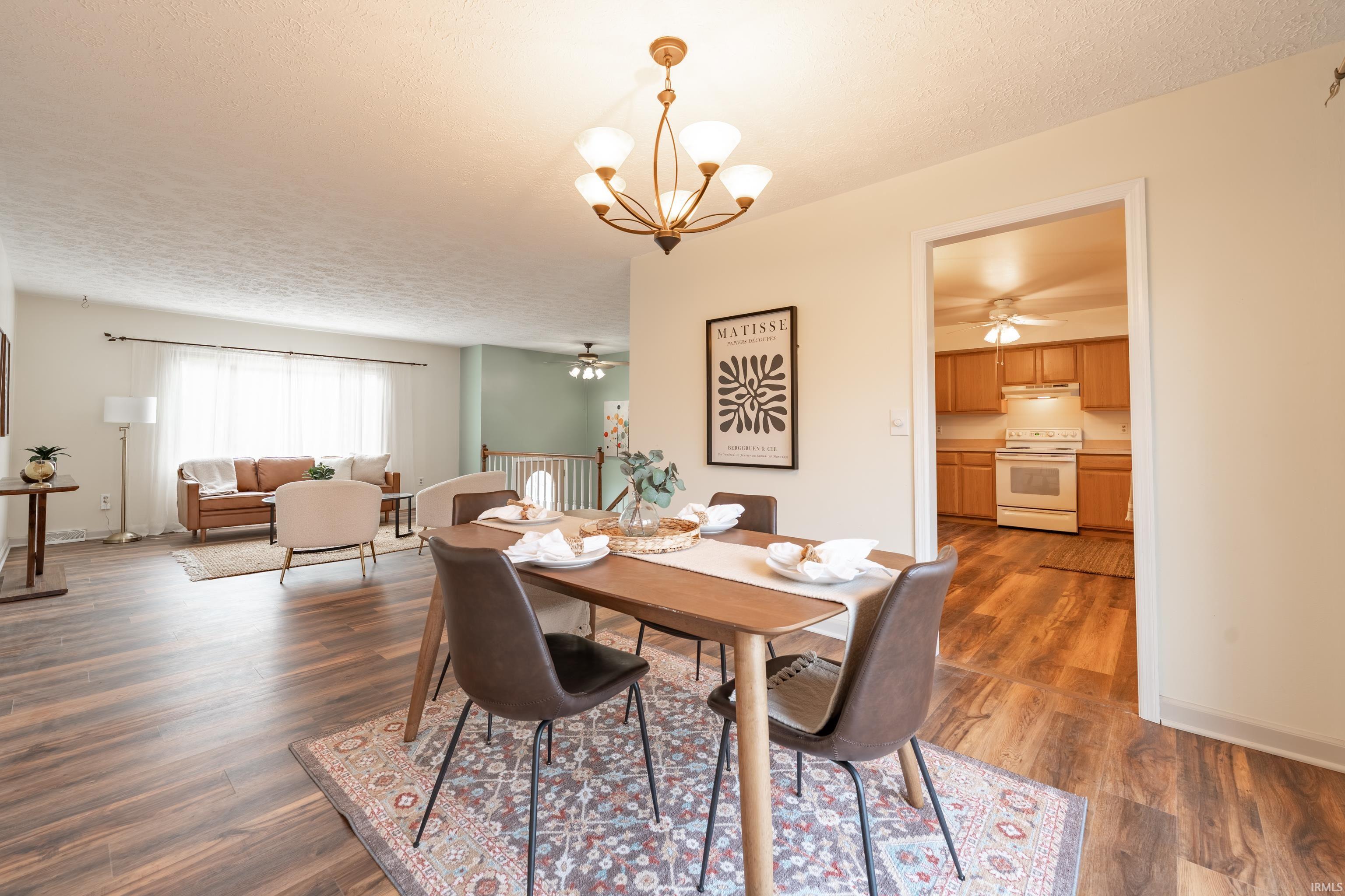 915 North Plymouth Road Bloomington, IN 47408 - Photo 8 of 33