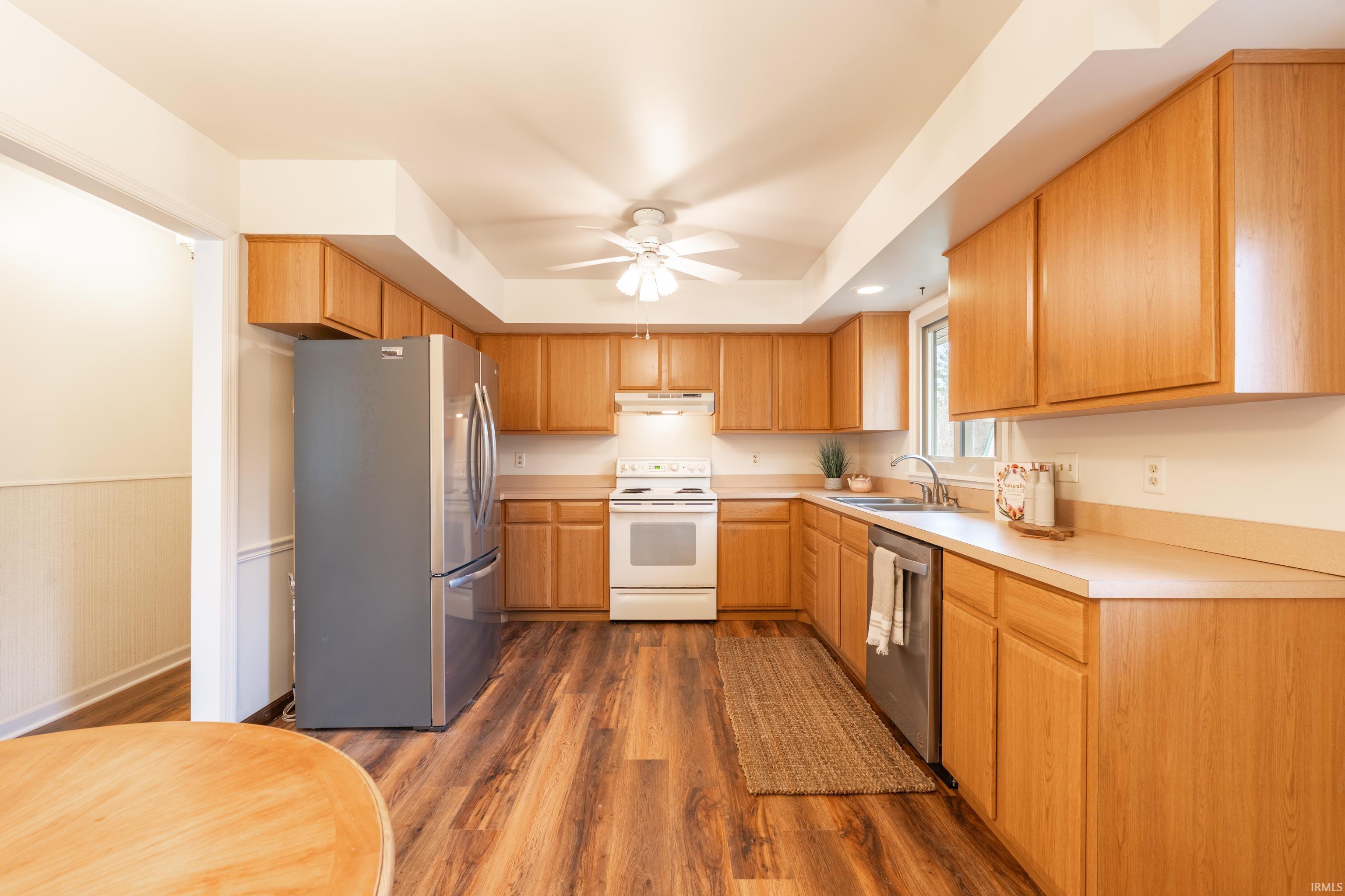 915 North Plymouth Road Bloomington, IN 47408 - Photo 10 of 33