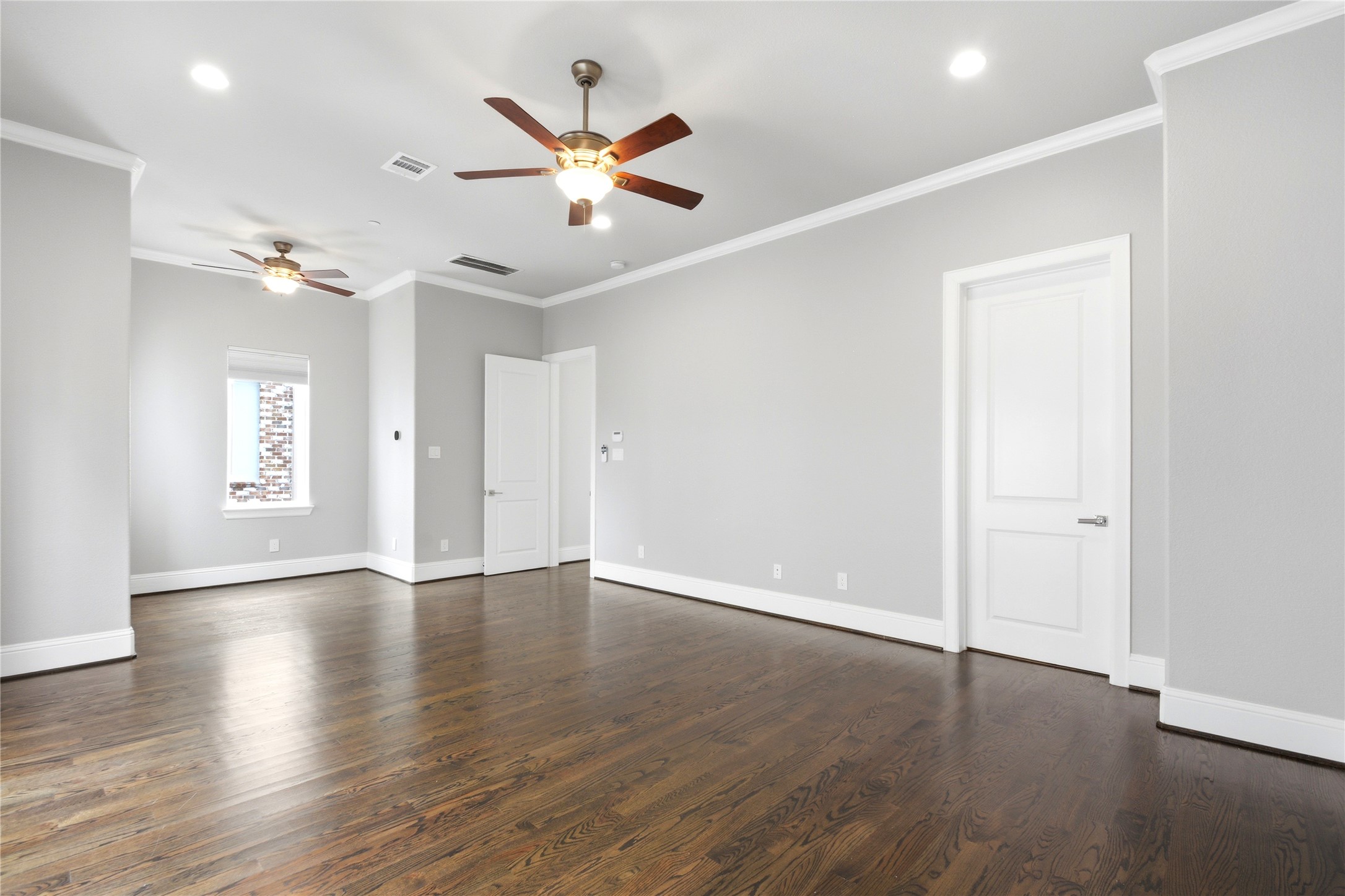 2119 Taft Street Houston, TX 77006 - Photo 26 of 50
